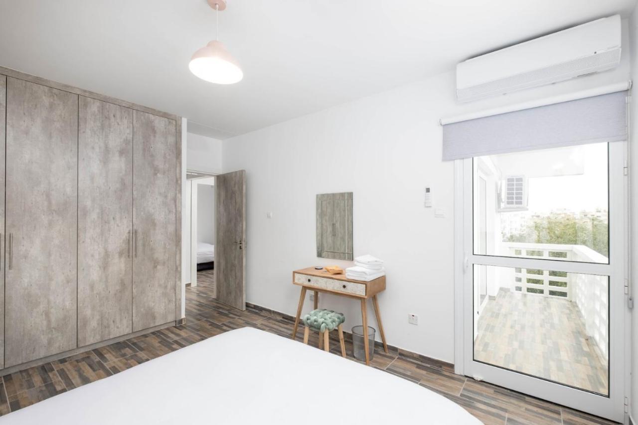 Happy Stay Apartment - Halefka Court Larnaca Exterior foto